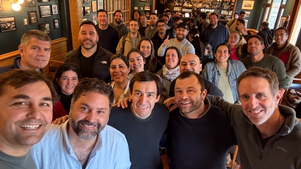 La UC aterriza con todo en el sur: innovación, salmones y super poderes académicos